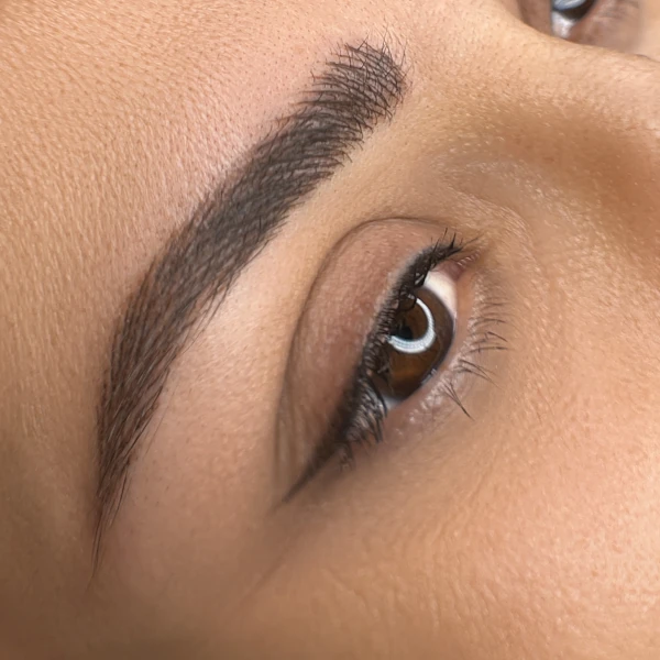 Trucco permanente effetto pelo realistico